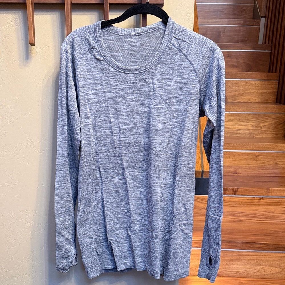 lululemon athletica Gray Long Sleeve Top